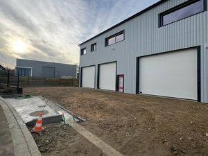 Local d'activité 102 m² à louer