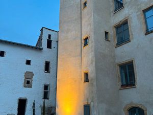 Place de parking NEUVILLE SUR SAONE centre