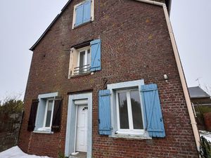 Appartement 3 pièces en triplex avec jardin privatif au calme