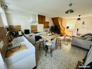Jolie maison en duplex  très calme  refaite en 2020  loyer seul 740