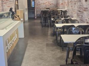 Local restaurant 100 m²