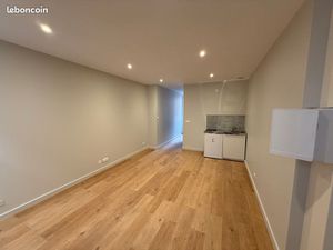 À louer Studio refait à neuf 7 rue Penavayre  Rodez