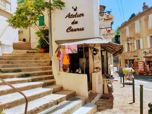 IMMEUBLE (Local commercial + T2)