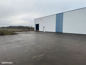 Entrepôt à louer 1000m2