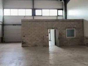 À louer – Local commercial / Entrepôt – Vendargues (34740)