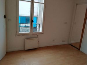 T1 meublé – 25 m² – Centre-ville – – Disponible immédiatement