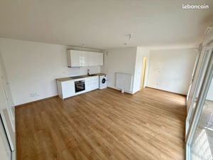 Studio neuf 31m2 + terrasse + parking