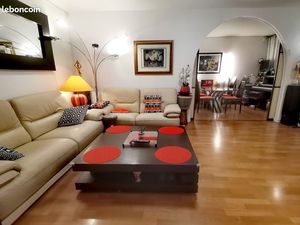 Vents bel appartement trois pièces entièrement meublé