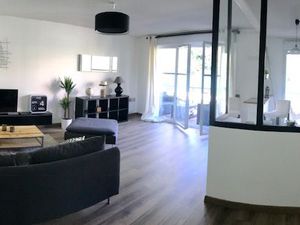 T2 meublé 48 m2 + Terasse 7m2 + Parking Cote Pavée / Pont des Demoiselles