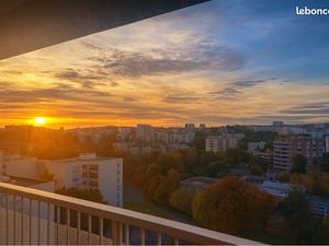 ? T4 rénové • Dernier étage • Vue panoramique • Marseille 13011