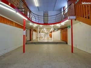 Commerce 275 m²