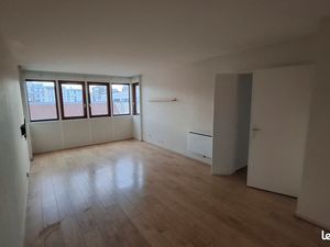 2 pièces lumineux au calme