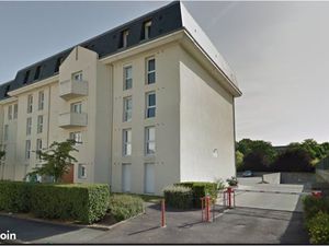 Place de parking à louer