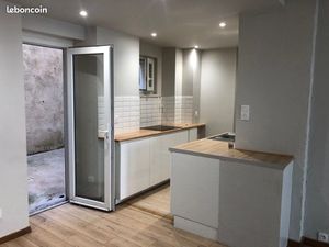 Appartement hypercentre de Valence avec cour  55m2