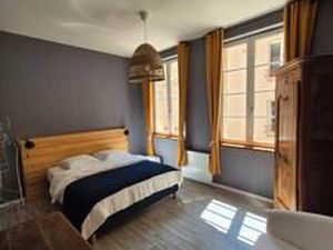 Appartement T3 meublé  entre port et plage