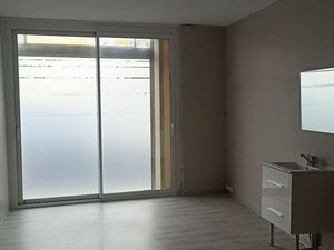 Local commercial 45 M² Centre de Jonzac