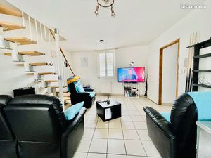 A Vendre APPARTS F5 4 Chambres