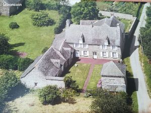 Manoir en forêt de Brocéliande à Paimpont