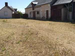 Fermette et ses dépendances en pleine campagne