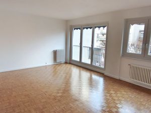 À louer – La Garenne Colombes – Spacieux 4 pièces refait à neuf lumineux avec double parki