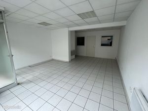 Local commercial centre de cerizay