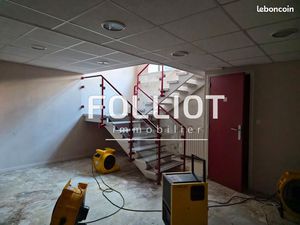 Local commercial 115 m² VIRE NORMANDIE