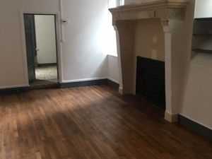 Grand T2 centre ville de Nevers