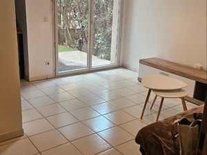 T1 refait à neuf 28m2 avec jardin