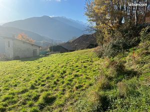 Terrain constructible avec permis de construire et vue imprenable