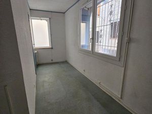 Local commercial à louer - 18m2 - idéal petite activité / bureau / santé