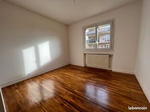 T2 à 5 mn de Macon centre