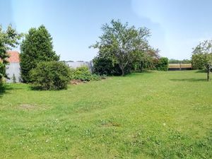 Terrain constructible 669 m² Spoy 21120  étude de sol réalisée