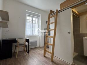 Studio 1 pièce 12 m²