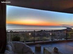 Location T2 meublé vue mer