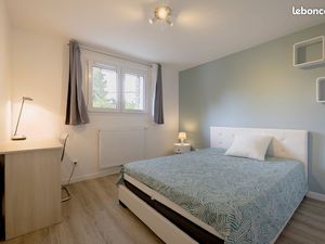 En maison  jardin  BBQ  terrasse proche centre ville et gare