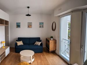 Nantes Hyper Centre : Studio meublé 30 m2 + grande cave - Pas de frais