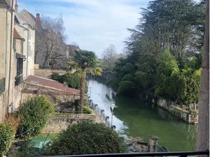 Studio cosy en plein centre de DOLE