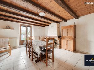 Maison 6 pièces 260 m²