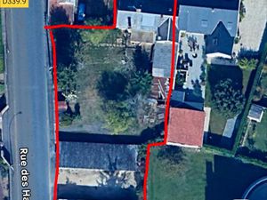 Maison + garages sur terrain de 1200m2 - idéal investisseur