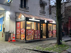 Restaurant fast food pizzeria