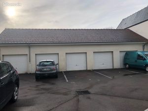 Garage + mezzanine Av Gallieni