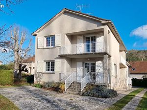 Maison de 168m² habitables en centre-ville de Cahors avec jardin et garage