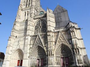 Immeuble 9 pièces 374 m²