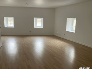 Location T2 de 56m2 en R+2 entierement rénové