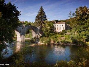 Maison - 20 pièces - 1.000m2