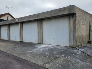 Location garage rue paul bert