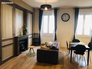 Appartement T2 bis meublé rénové – Gratte Ciel -53 m² – 880 CC
