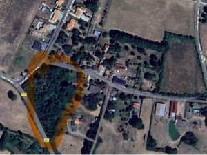 Terrain avec maison à réhabiliter ou démolir