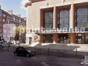 Commerce habillement/textile 40 m²