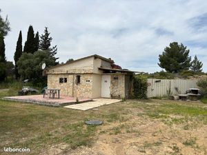 Rare terres agricoles avec petite maison à rénover